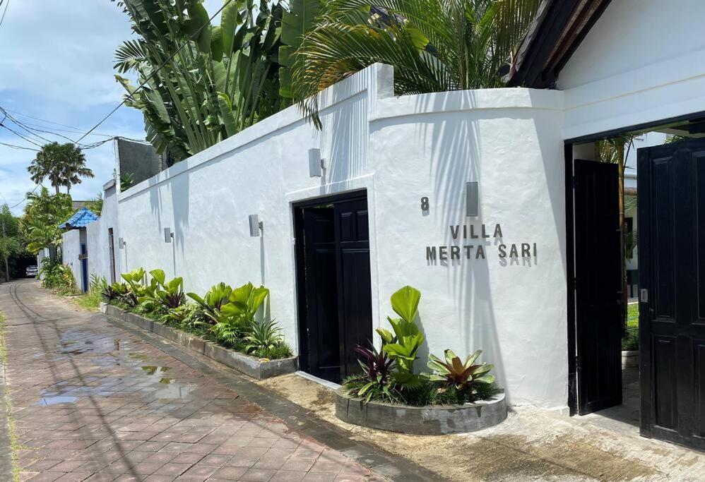 Fabulous Modern 3 Br. In Large Pool Villa Seminyak (Bali)